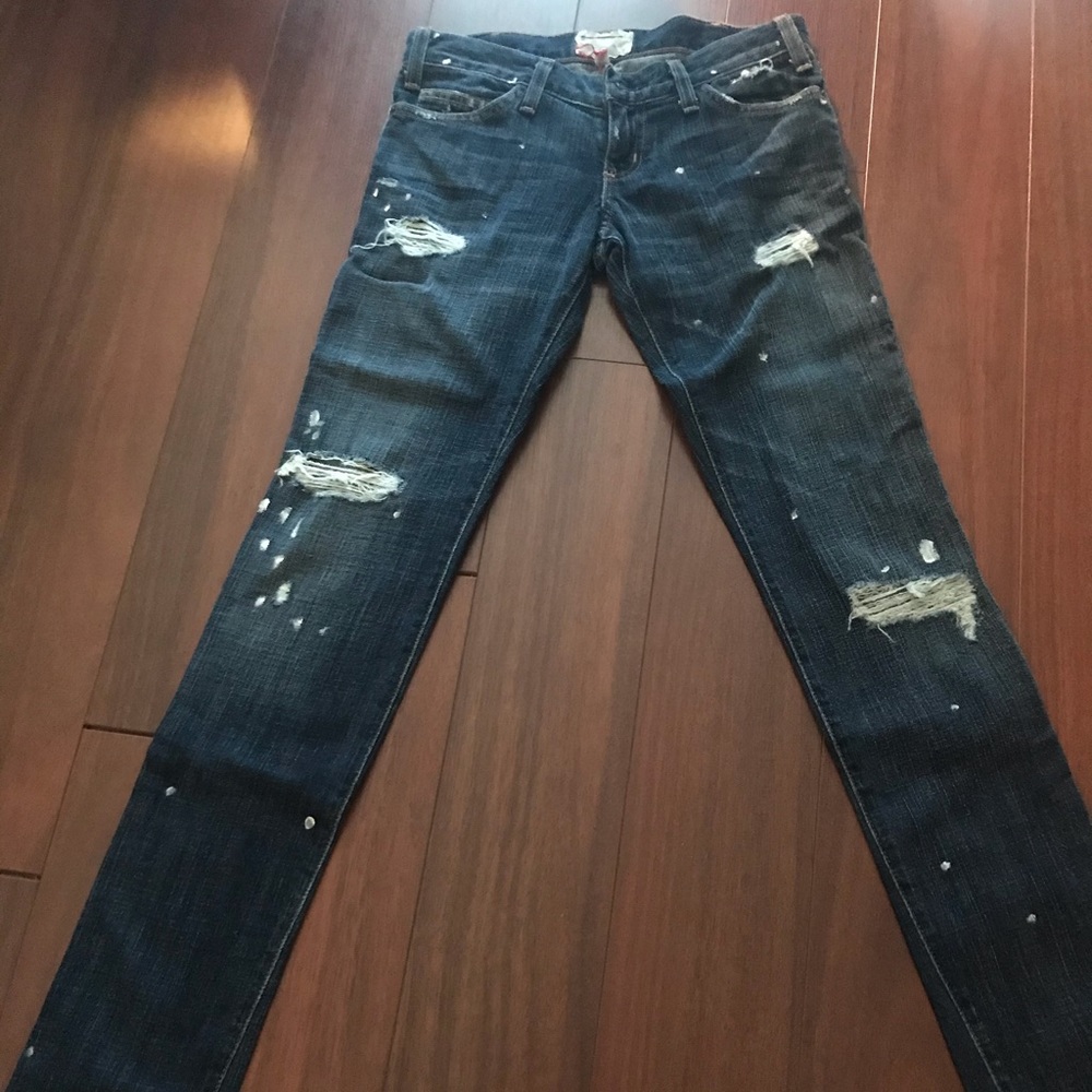 Current Elliott Distressed Skinny Jeans 24
